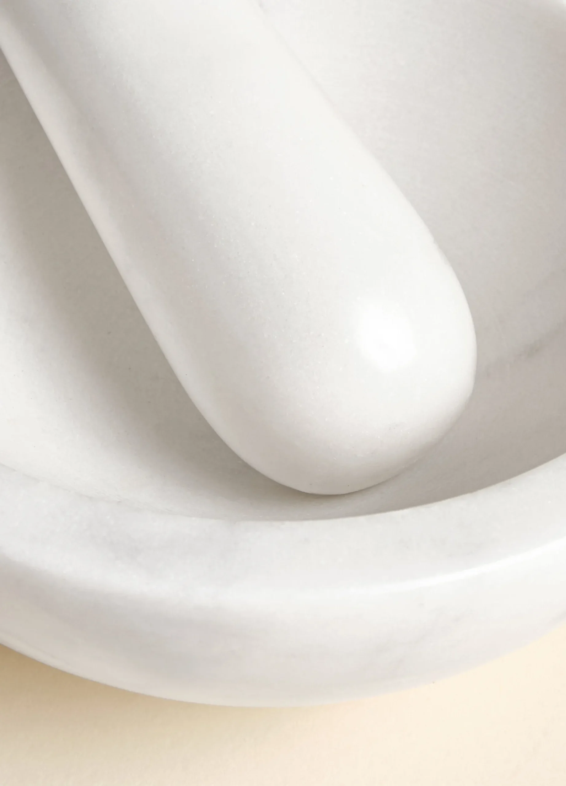 Mortaio e pestello in marmo*Croff Online