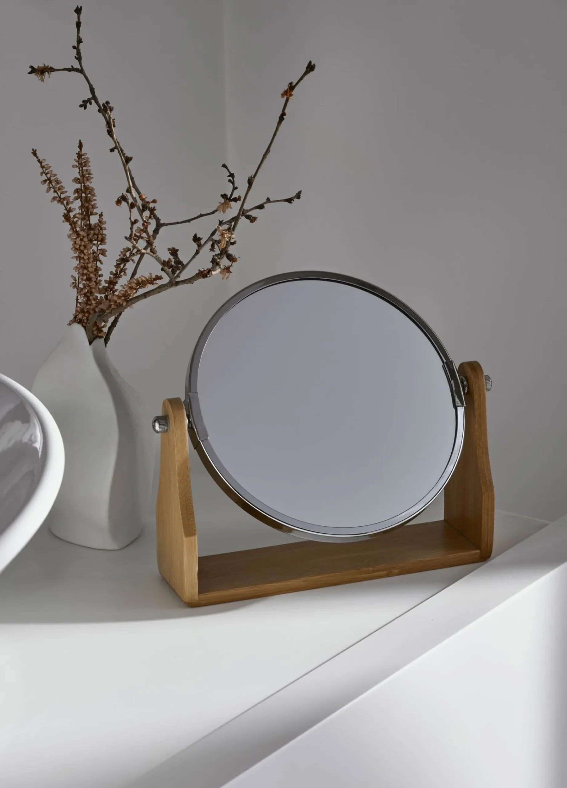 Specchio rotondo con base in bamboo*Croff Hot