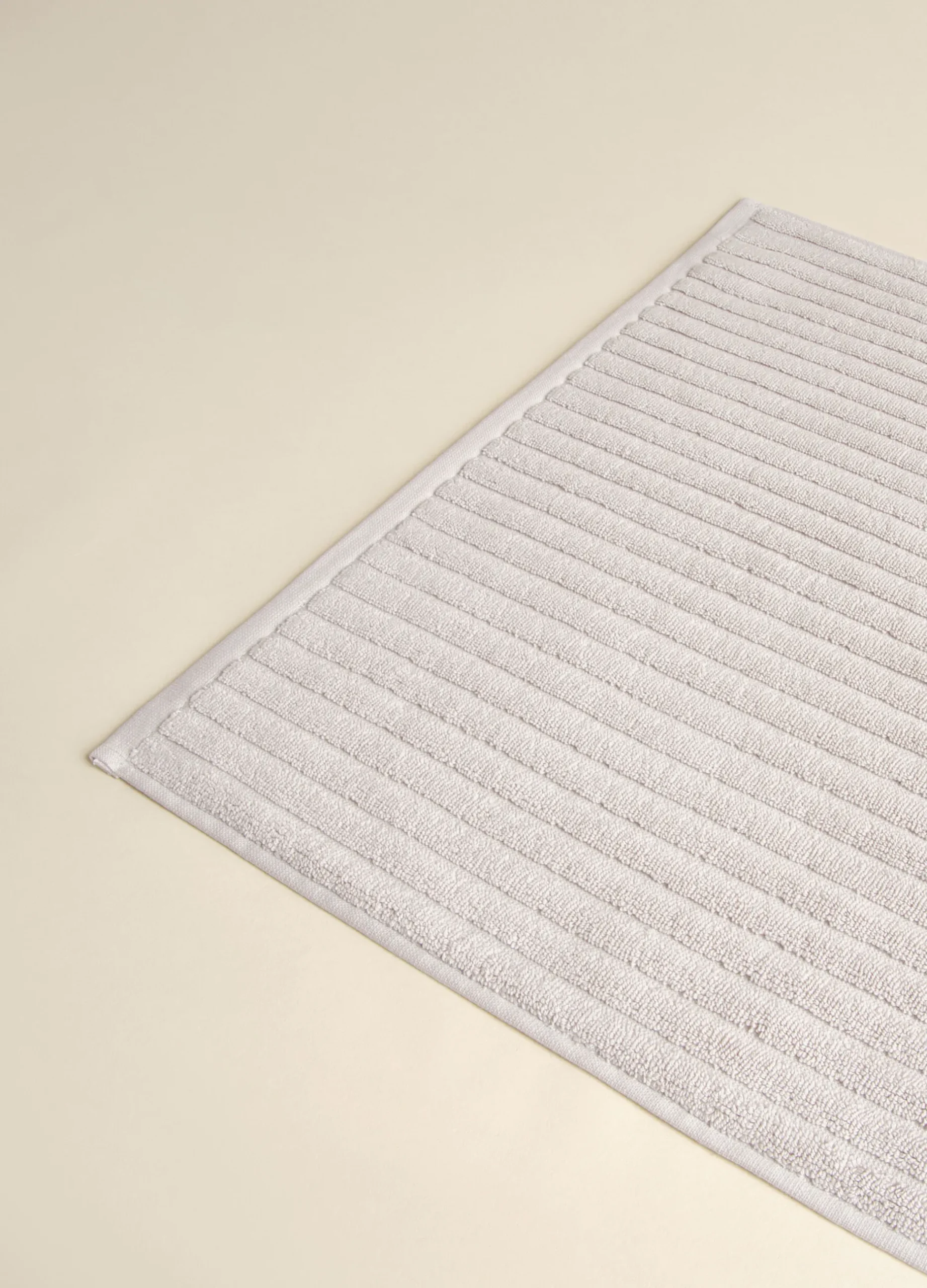 Tappeto in puro cotone jacquard a righe Made in Portugal*Croff Clearance
