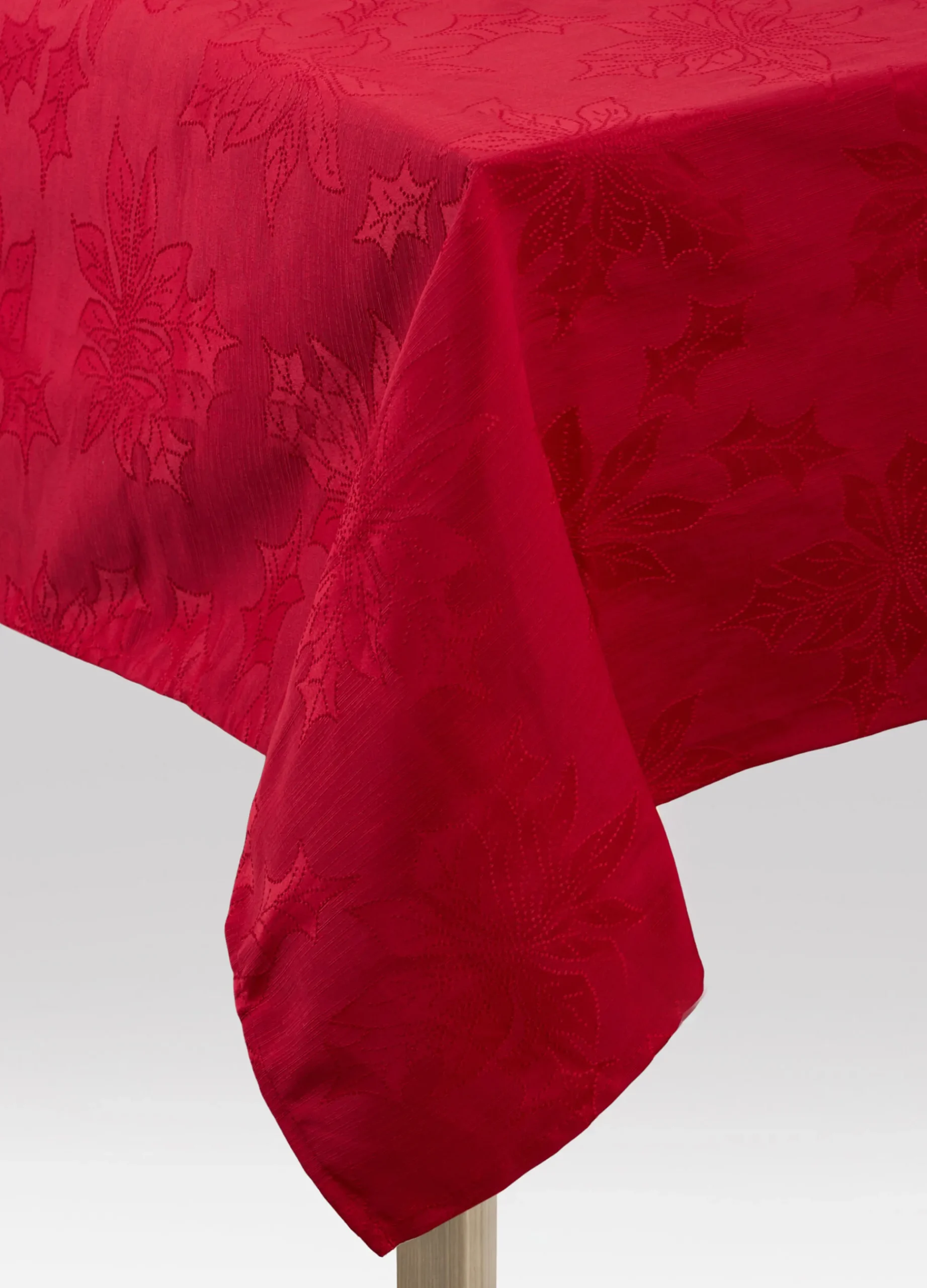 Tovaglia 6 posti con ricamo agrifoglio*Croff Discount